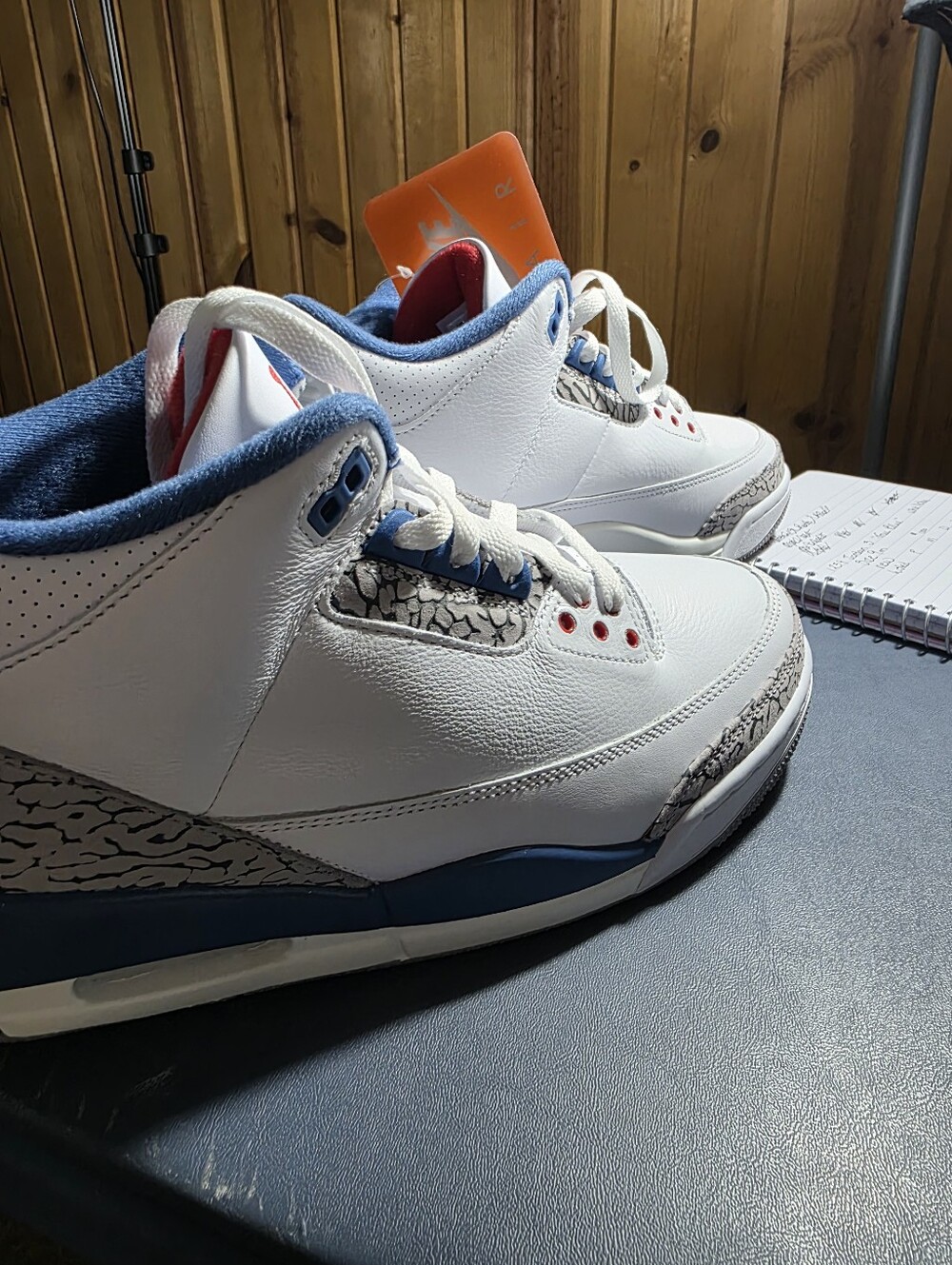 Jordan 3 Retro "True Blue" Basketball Sneakers - White / Blue Size 9m. - Picture 4 of 9